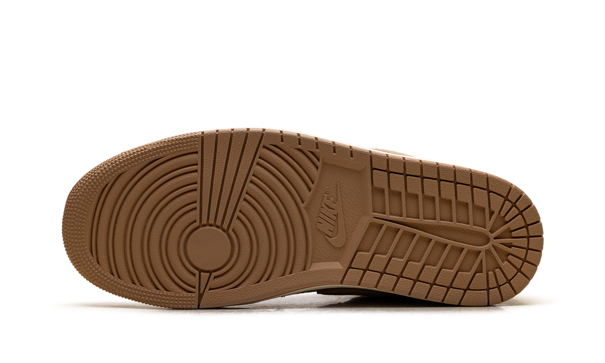 Air Jordan 1 Low SE Flax HV4089 200